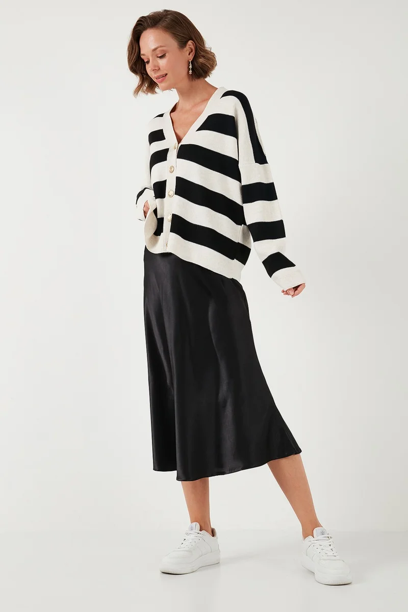 Lela Regular Fit Striped V Neck Buttoned Soft Acrylic Women's Cardigan 4615188