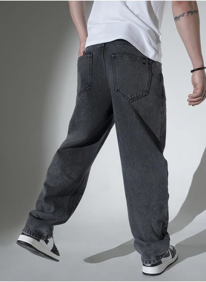 هوبرهولمي Grey Relaxed Fit Jeans Solid design crafted from 100% Cotton with Button closure.