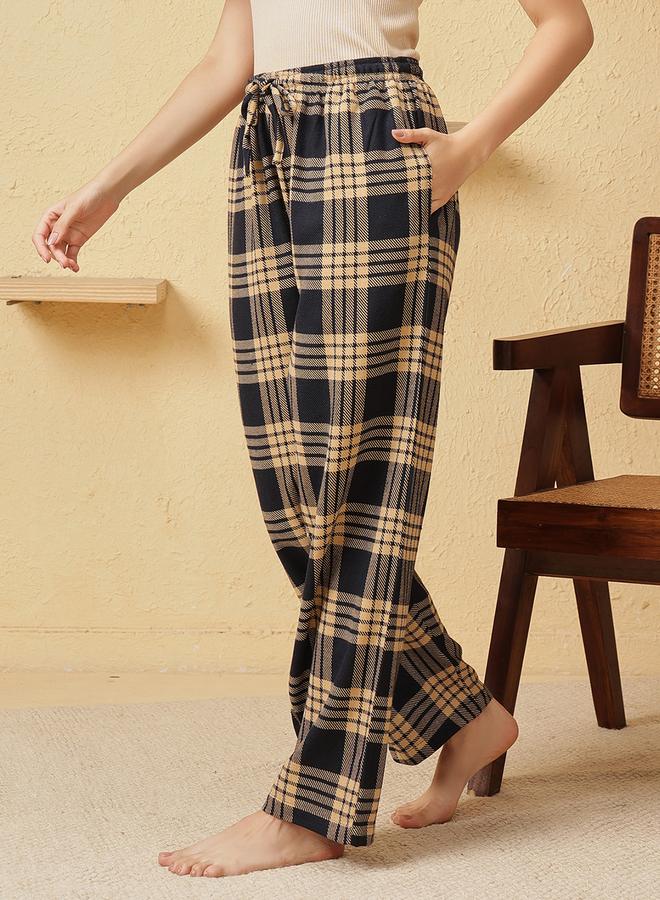 Clovia Women Plaid Checkered Pyjama Bottoms - Image 4