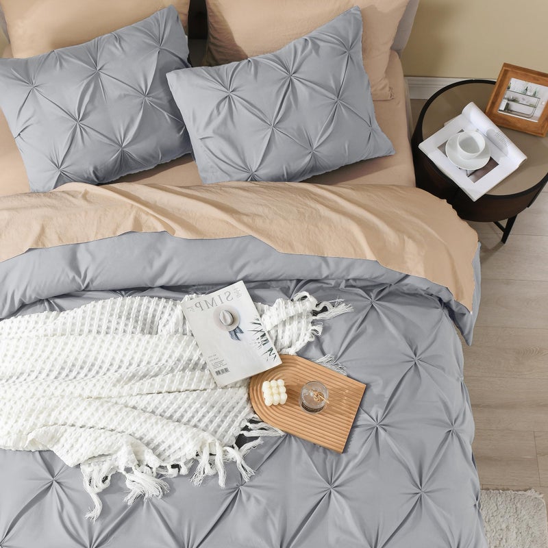 Litanika Silver Grey King Pinch Pleat Duvet Cover, 3 Pieces Pintuck Cover Soft Microfiber Bedding Set with Zipper Closure & Corner Ties(104x90Inch-1 Duvet Cover, 2 Pillowcases) - Image 4