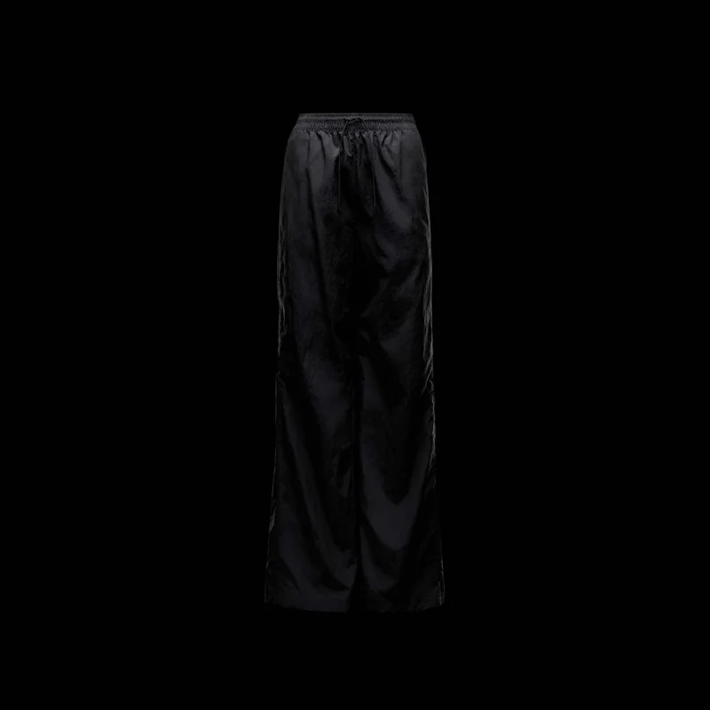 Nike Black Women's Windrunner Wide Leg Pants for Women | Best Price UAE