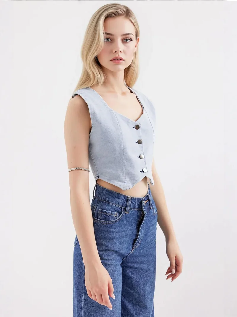 بيغ دارت سترة جينز ضيقة بياقة مربعة من