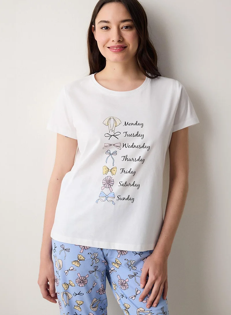 بنتي طقم بيجاما قطن بفيونكة لطيفة