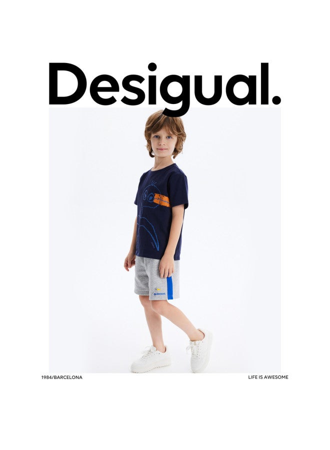 DESIGUAL تي شيرت رجالي فضفاض من القطن بطباعة وياقة دائرية للأولاد - Image 4