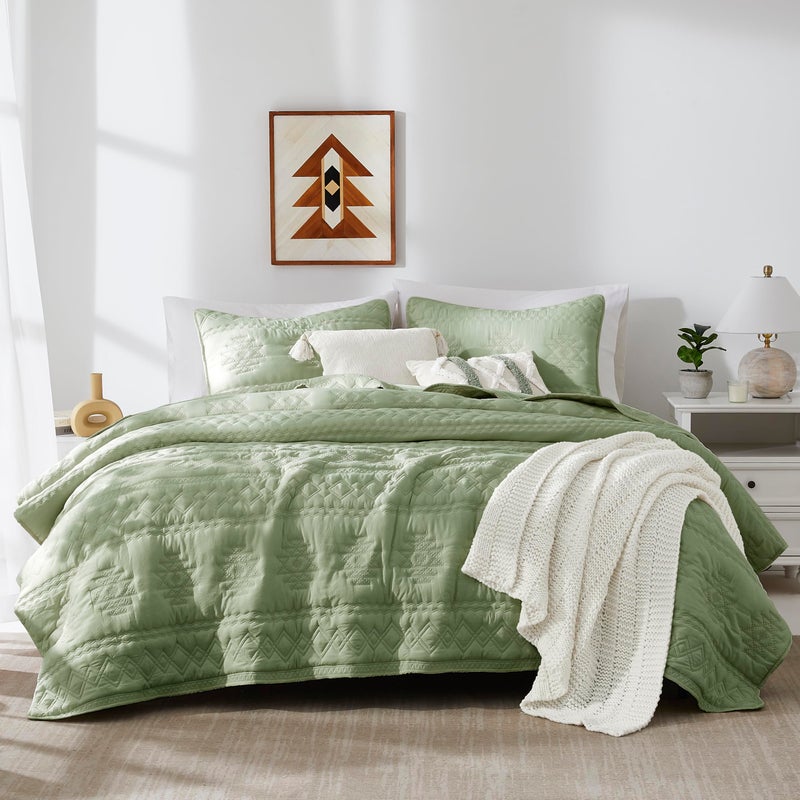 WDCOZY Boho Sage Green Oversized California Cal King Size Quilt Bedding Sets with 2 Pillow Shams Farmhouse Lightweight Soft Bedspread Coverlet for All Season 116x106 inches - Image 2