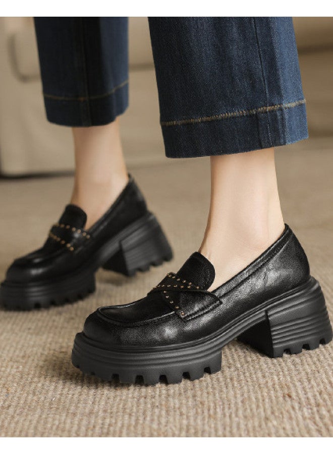 AME British Style Loafers 2025 Autumn New Retro Rivet Deep Single Shoes Comfortable Loafers Women - Image 1