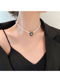 French Style Pearl Necklace Necklace Women's Light Luxury Niche Design Love Clavicle Chain High-grade Sweater Chain Elegant