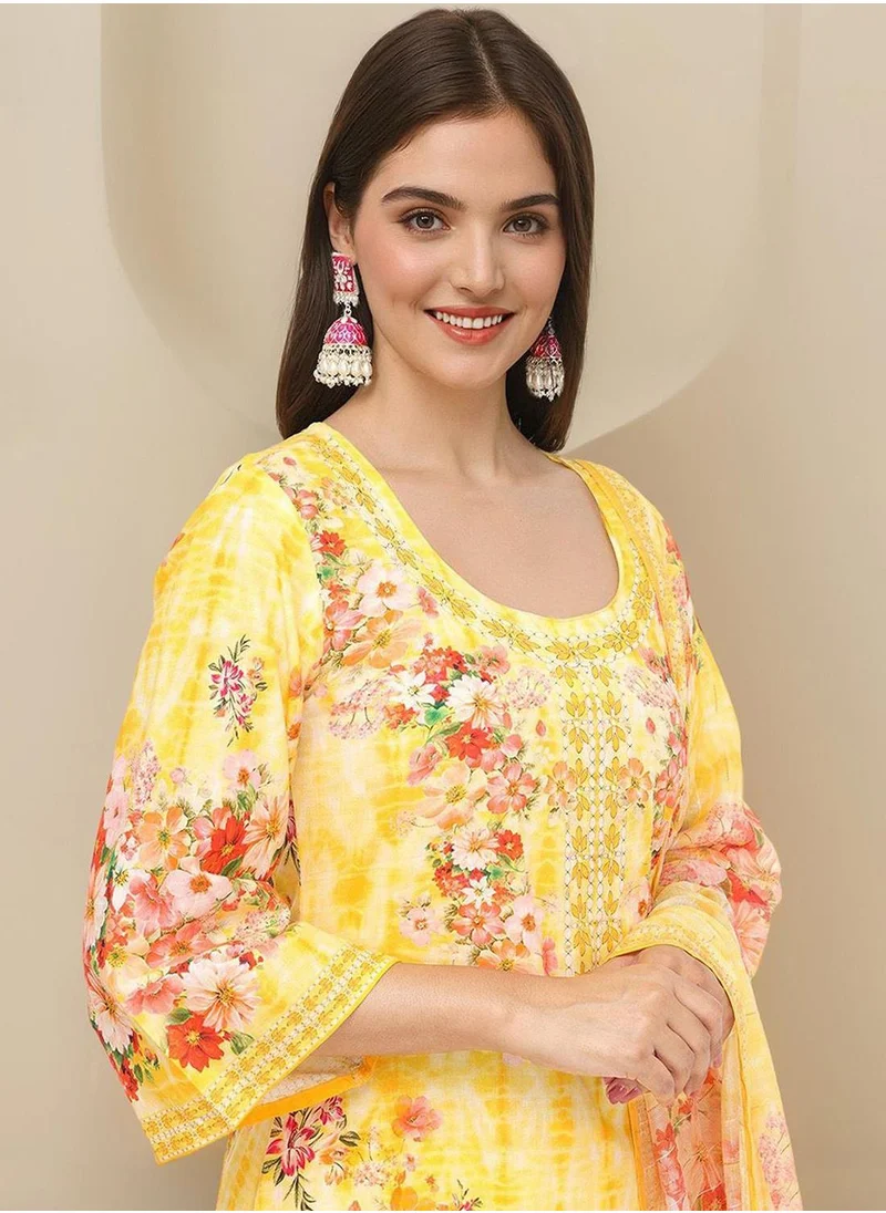 ISHIN Women's Yellow Cotton Blend Embellished Tunic Full Length Casual Straight Fit Kurta Set