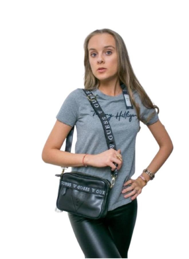 GUESS - A distinctive Guess bag for women - Image 1