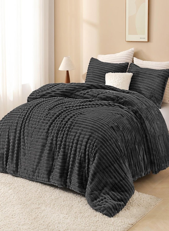 Andency Fleece King Comforter Set, 3 Pieces Dark Grey Comforter Set for King Size Bed, Soft Warm Fluffy Fuzzy Dark Gray Bedding Set for Winter (1 Comforter & 2 Pillowcases) - Image 2