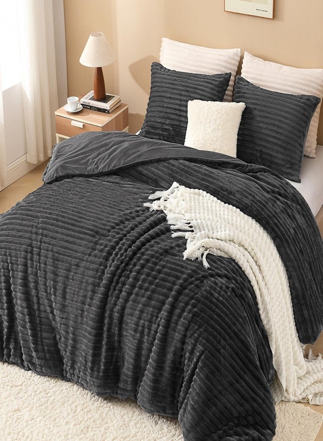 Andency Fleece King Comforter Set, 3 Pieces Dark Grey Comforter Set for King Size Bed, Soft Warm Fluffy Fuzzy Dark Gray Bedding Set for Winter (1 Comforter & 2 Pillowcases) - Image 5