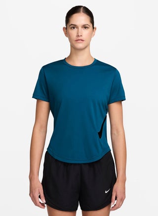 green abyss/(black)
