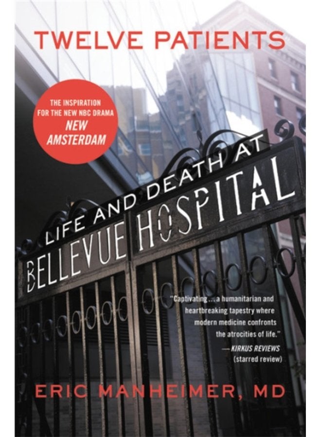 اثنا عشر مريضًا: الحياة والموت في مستشفى بيلفيو - غلاف ورقي