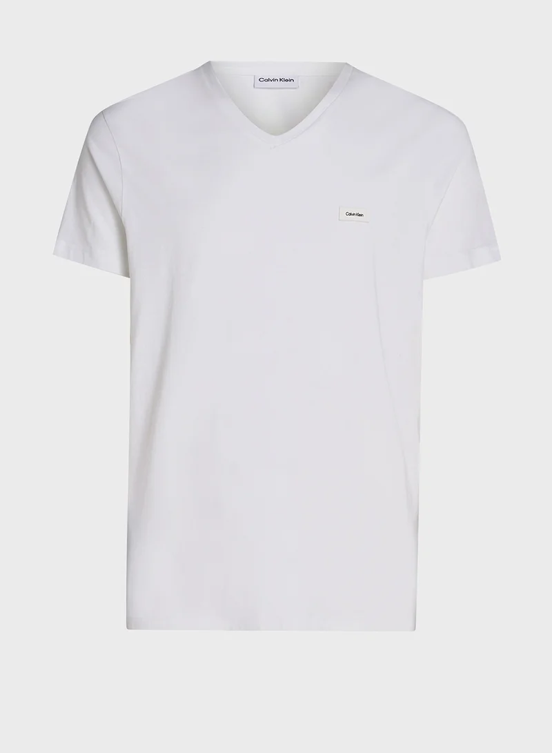 كالفن كلاين Logo V-Neck T-Shirt