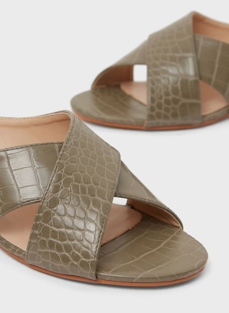 shoexpress Cross Strap Wedge Sandal