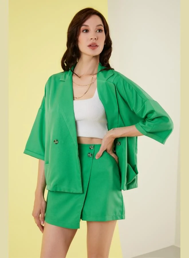 ليلا جاكيت كلاسيك نسائي بأزرار مزدوجة وأكمام تروفاكار بقصة مريحة وجيوب