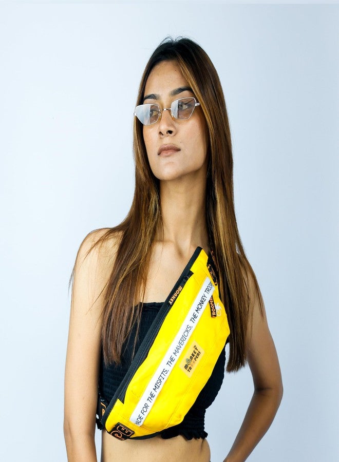 Monkey Troopers حقيبة الخصر MONKEY TROOPERS، حقيبة عبر الجسم، أساسية للمغامرات الصغيرة | خفيفة الوزن، متينة، وعصرية بسهولة | حقيبة صدر للرجال والنساء والأولاد والبنات، للسفر، والمشي في الطبيعة (أصفر) - Image 2