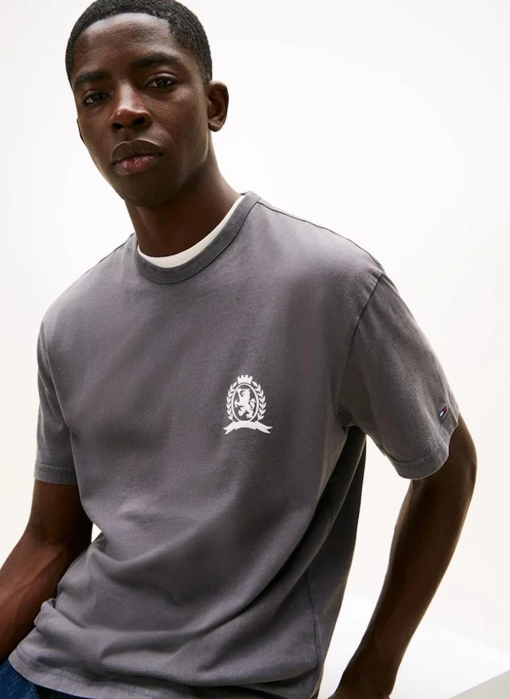 TOMMY JEANS  Logo Crew Neck T-Shirt for Men | Best Price UAE
