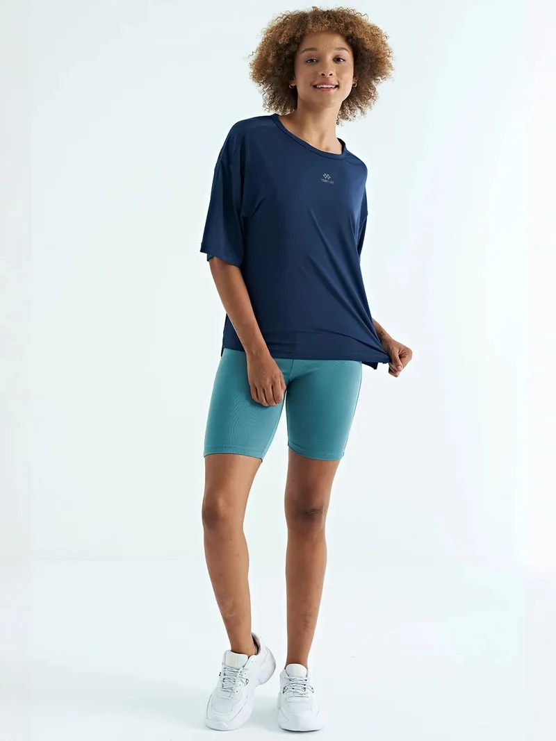 تومي لايف TOMMY Oversized Crew Neck T-Shirt