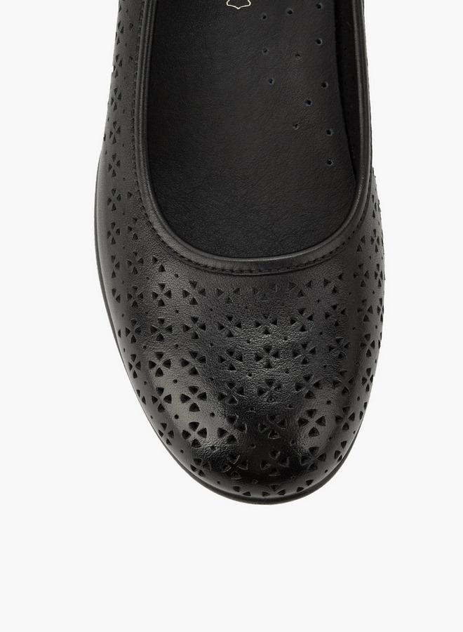 Le Confort Women Cutwork Leather Ballerina Shoes - Image 4