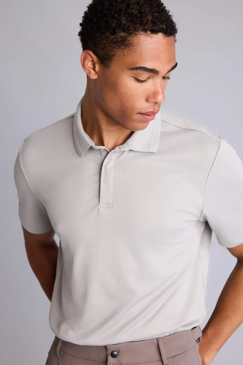 ديفاكتو Standard Fit Short Sleeve Polo T-Shirt