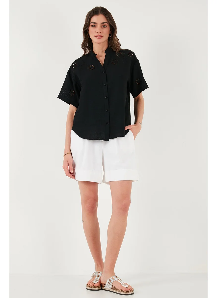 ليلا Standard Fit Judge Collar Scallop Embroidered Shirt Women's Shirt 6113876
