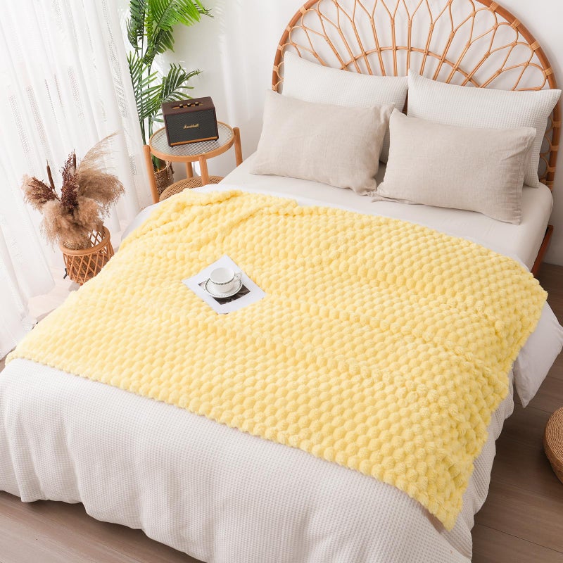 Vessia Flannel Fleece Throw Blanket  3D Jacquard Light Yellow Fuzzy And Warm Blanket For Couch  Sofa  Bed  300Gsm Super Soft Touch Cozy Home Decor For All Seasons (50X70 Inches) - Image 4