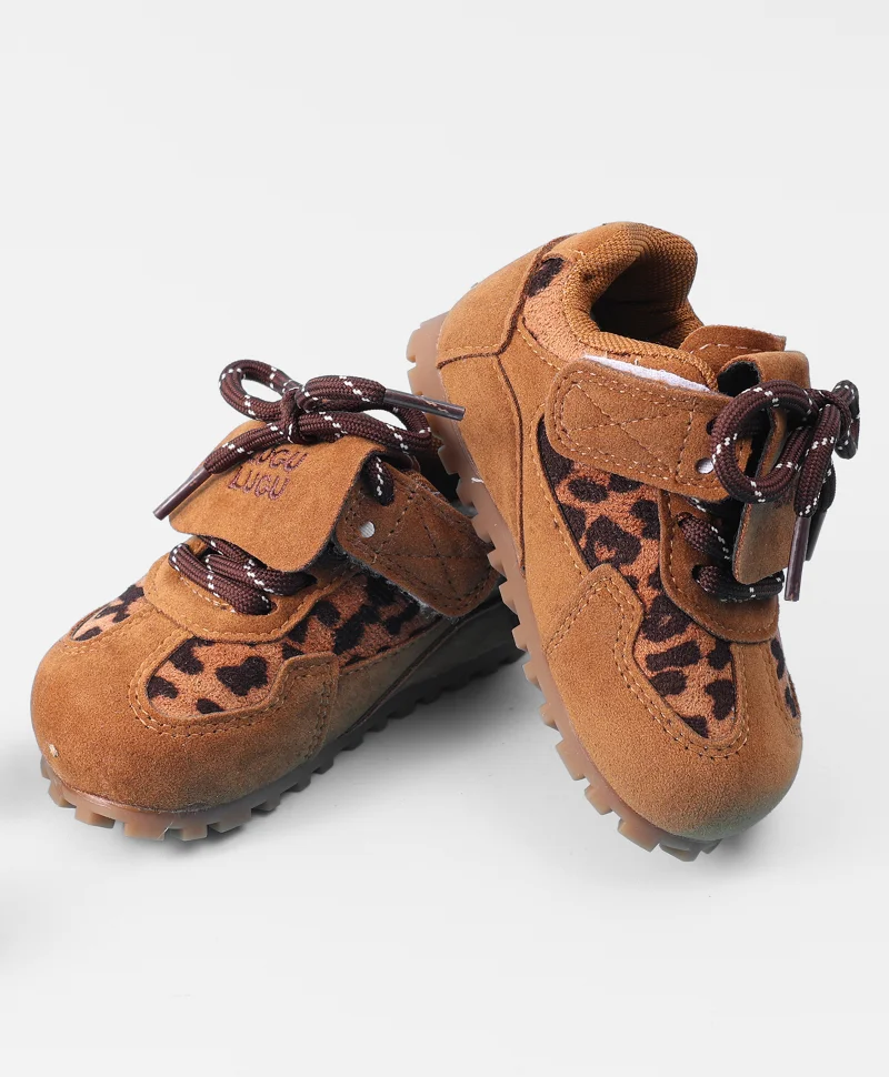 مارك وميا مارك وميا أحذية كاجوال برباط - بني فاتح