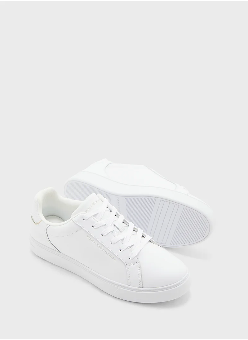 تومي هيلفيغر ESSENTIAL COURT SNEAKER