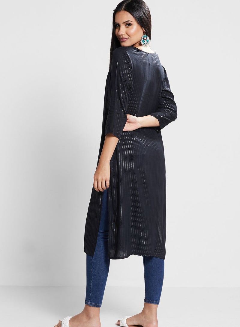 kolaba Striped Embroidered Kurti - Image 2