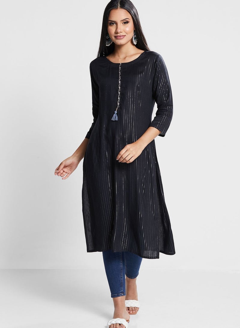 kolaba Striped Embroidered Kurti - Image 4