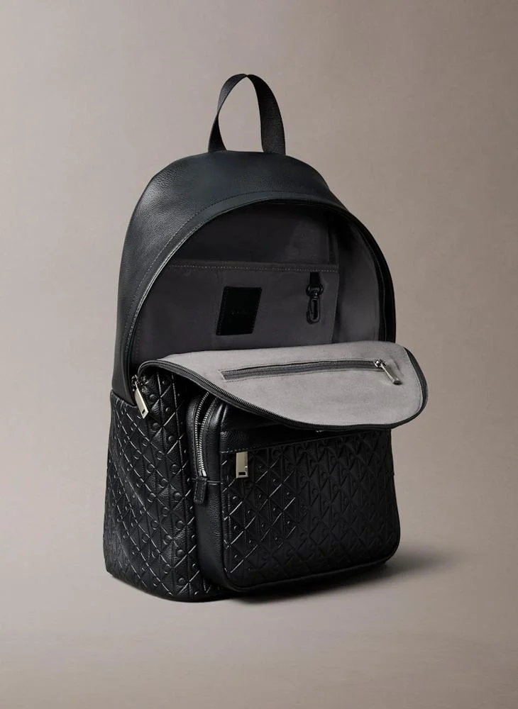 CALVIN KLEIN EMBLEM EMBOSS ROUND BACKPACK