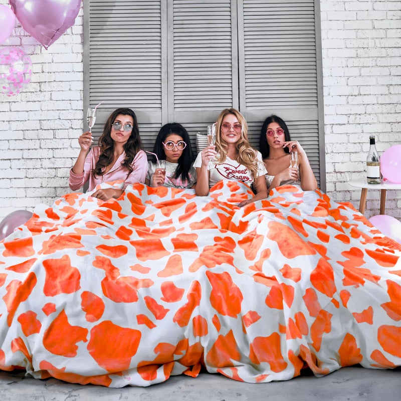 HSEEC Orange Throw Blankets Fleece Soft Blankets & Throws Super Soft Plush Blanket Twin Size - Image 4