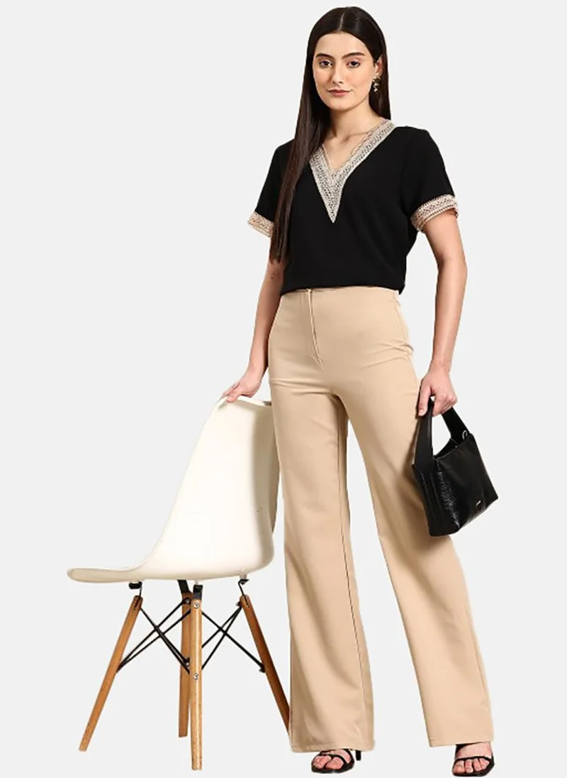 YUNIQEE Black Solid Short Sleeve V Neck Tunics