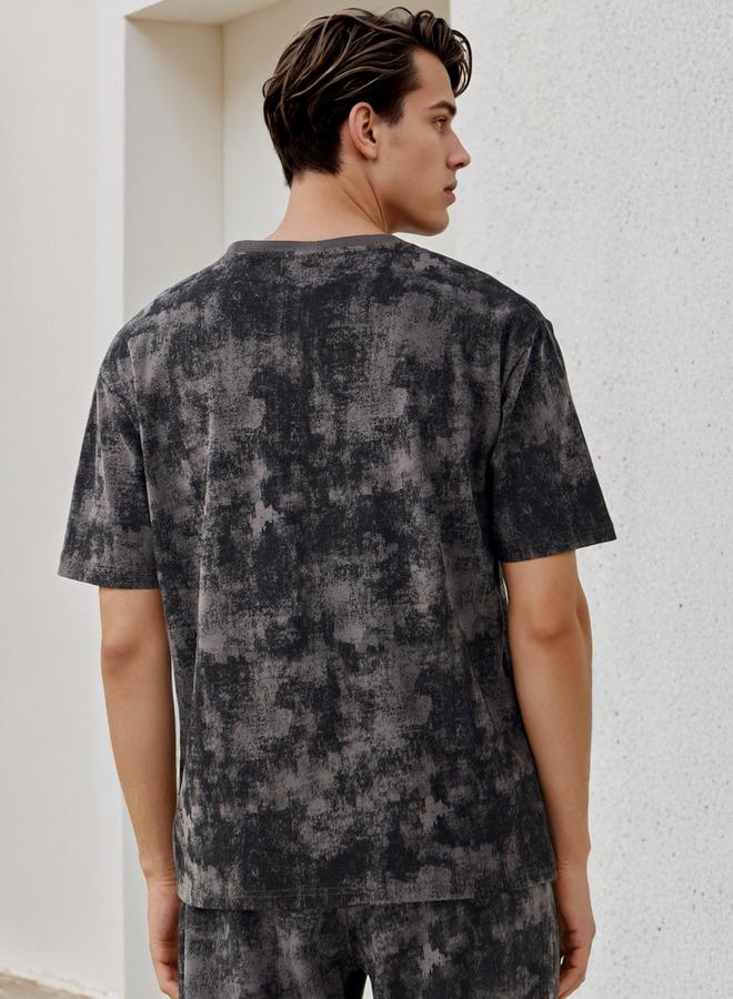 كابا تيشيرت كابا بياقة دائرية بنقوش - Image 3