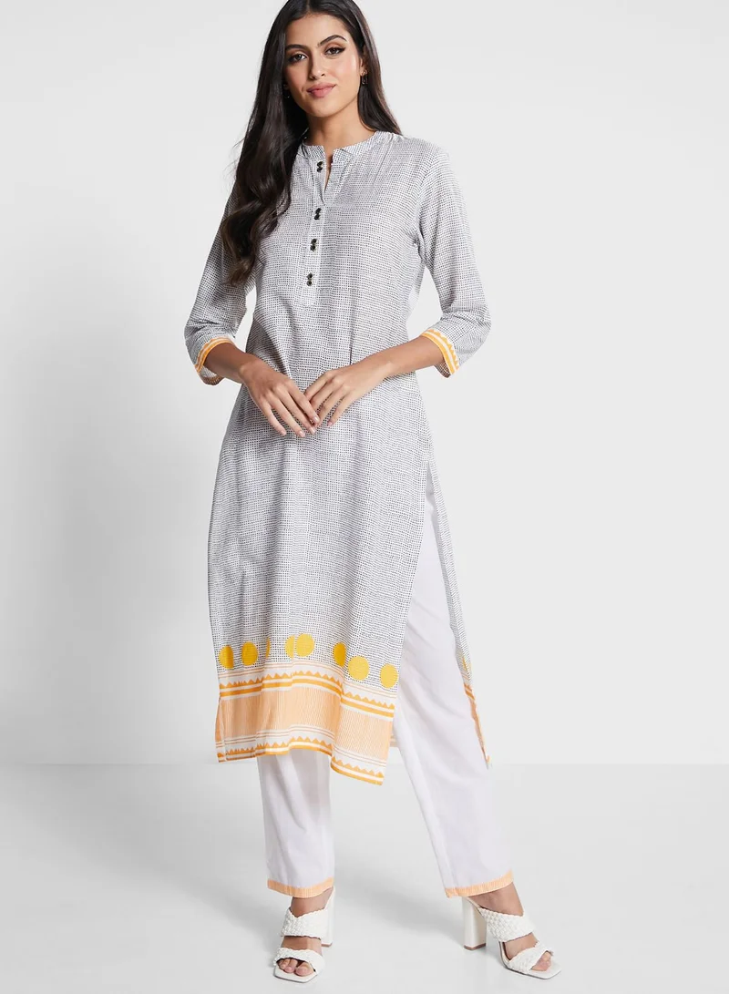 kolaba Embroidered High Waist Pants