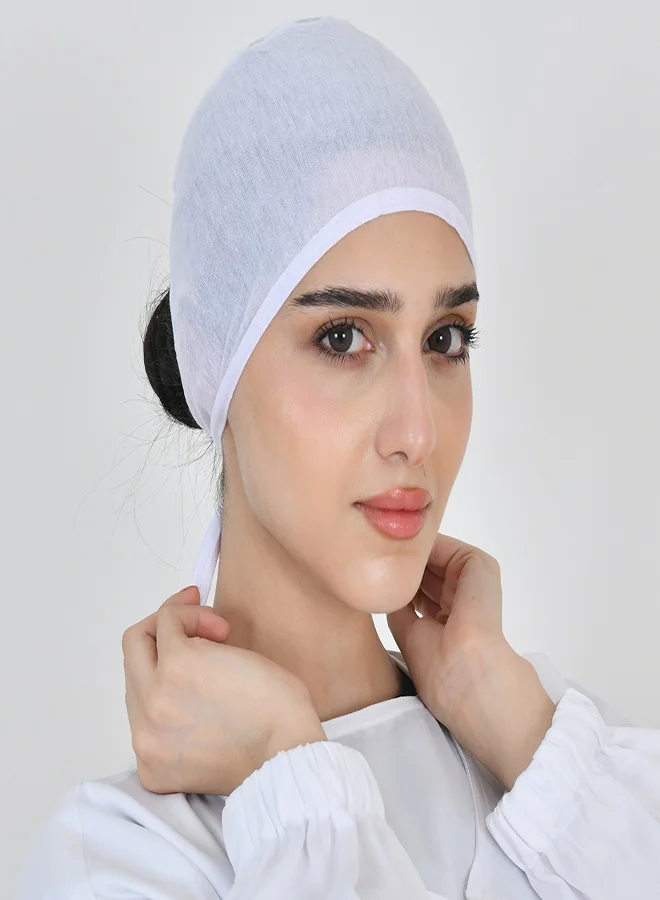 عبايات حوراء قبعة بيضاء برباط خلفي