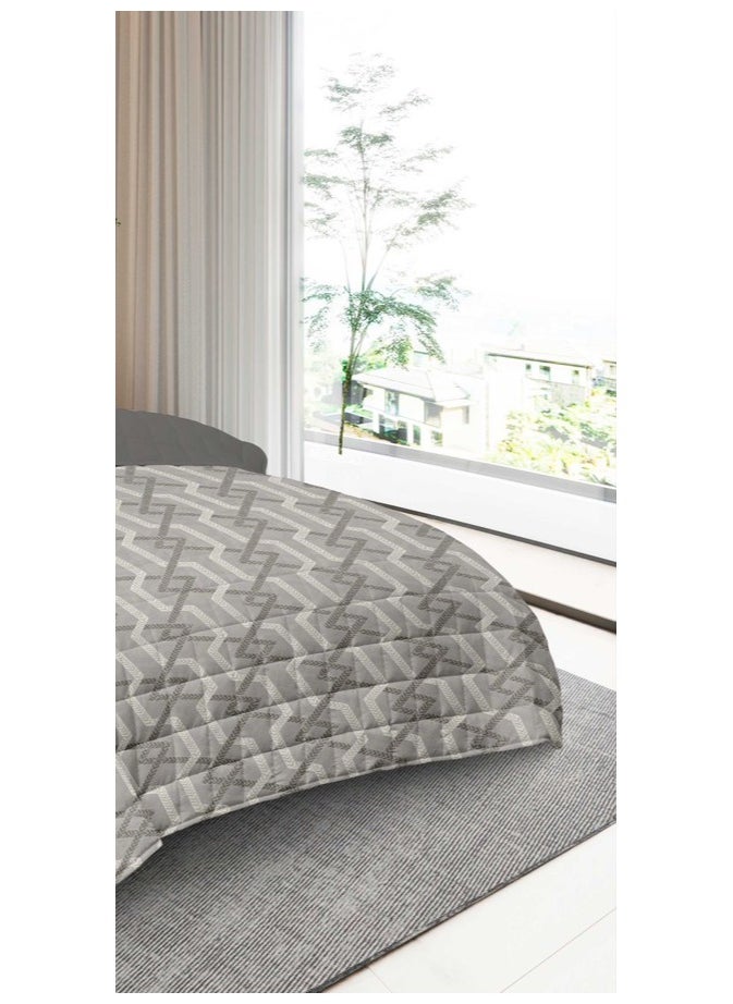 Red Rose A practical summer double bed sheet with a printed design to suit your room's decor, made of microfiber, measuring 230*250cm.  - Image 4