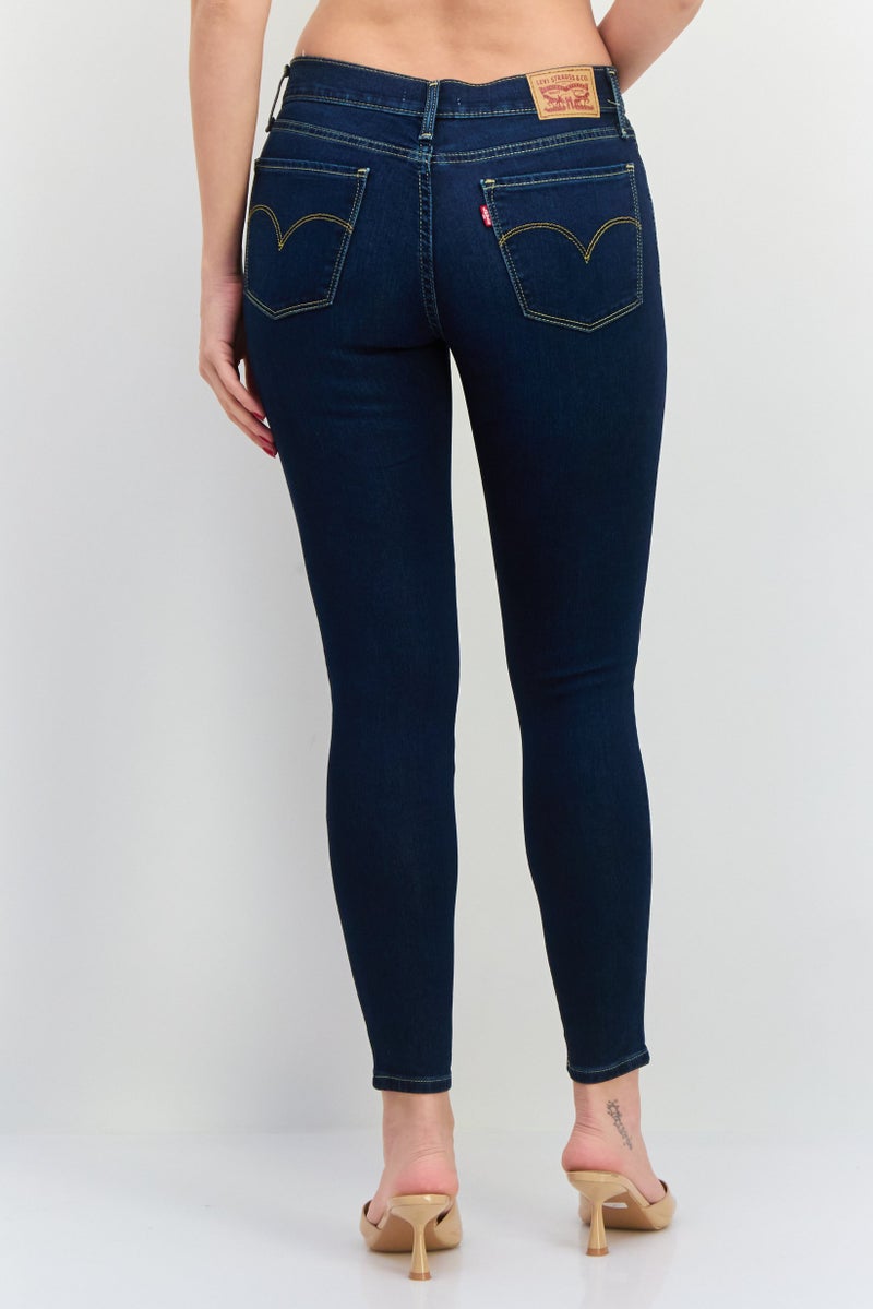 Levi's جينز نسائي سوبر سكينى بخصر متوسط قابل للتمدد، أزرق داكن - Image 3