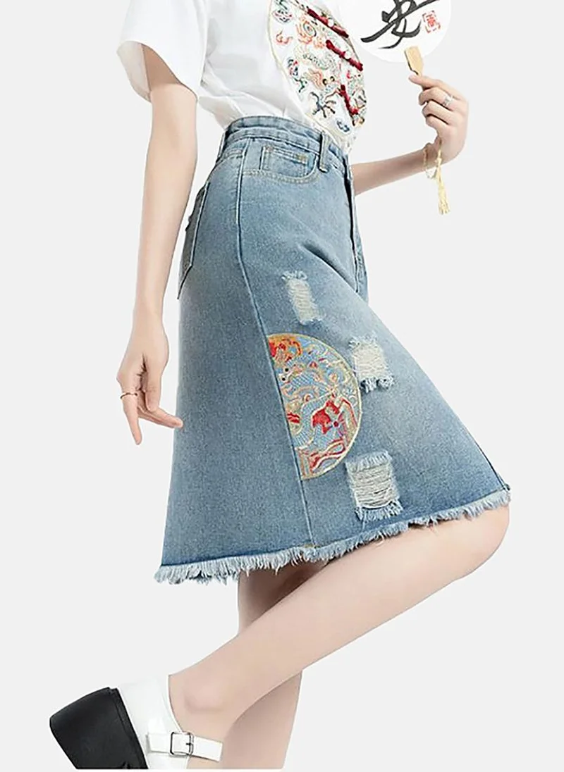 YUNIQEE Blue A-Line Printed Midi Skirt
