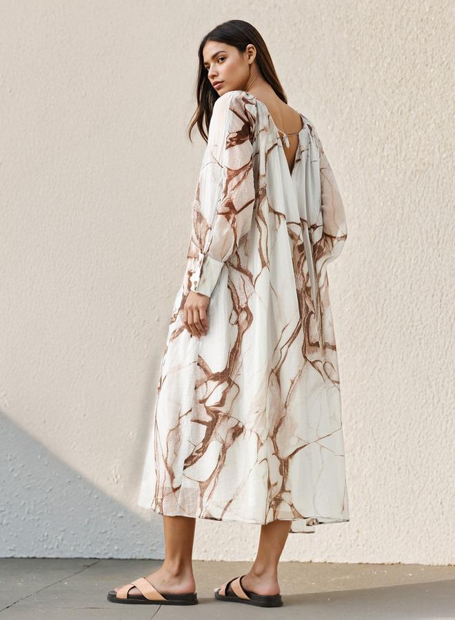 ايكونيك فستان ميدي أيقوني بطبعة رخامية مع جيوب - Image 3