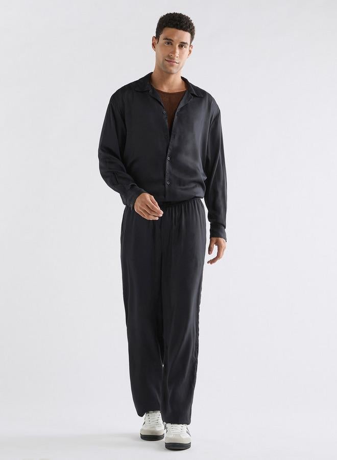 سبلاش فيڤ قميص سادة بقصة عادية وياقة كامب وأكمام طويلة - Image 2