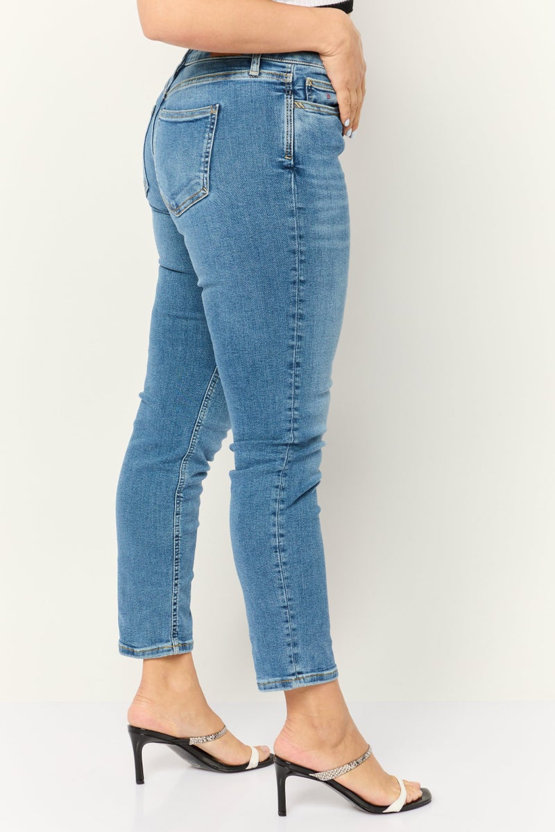 ESPRIT Women Slim Fit Washed Stretchable Jeans, Light Blue - Image 4