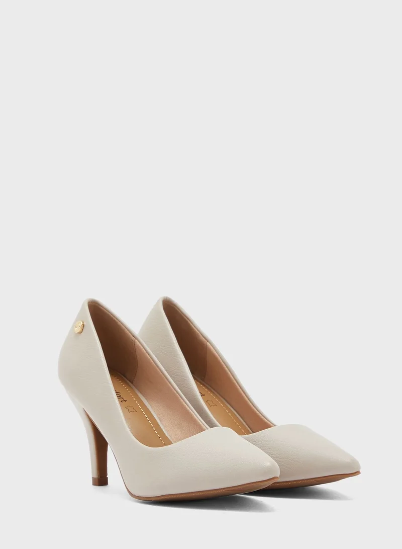 Le Confort Pointed Toe Mid Heel Pump