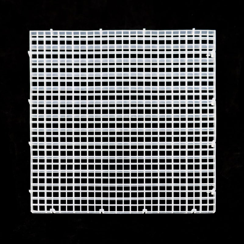 ALEGI Aquarium Fish Tank Bottom Isolation 8 Pcs, Plastic Egg Crate Grid Divider Tray Egg (L 8pcs) - Image 3