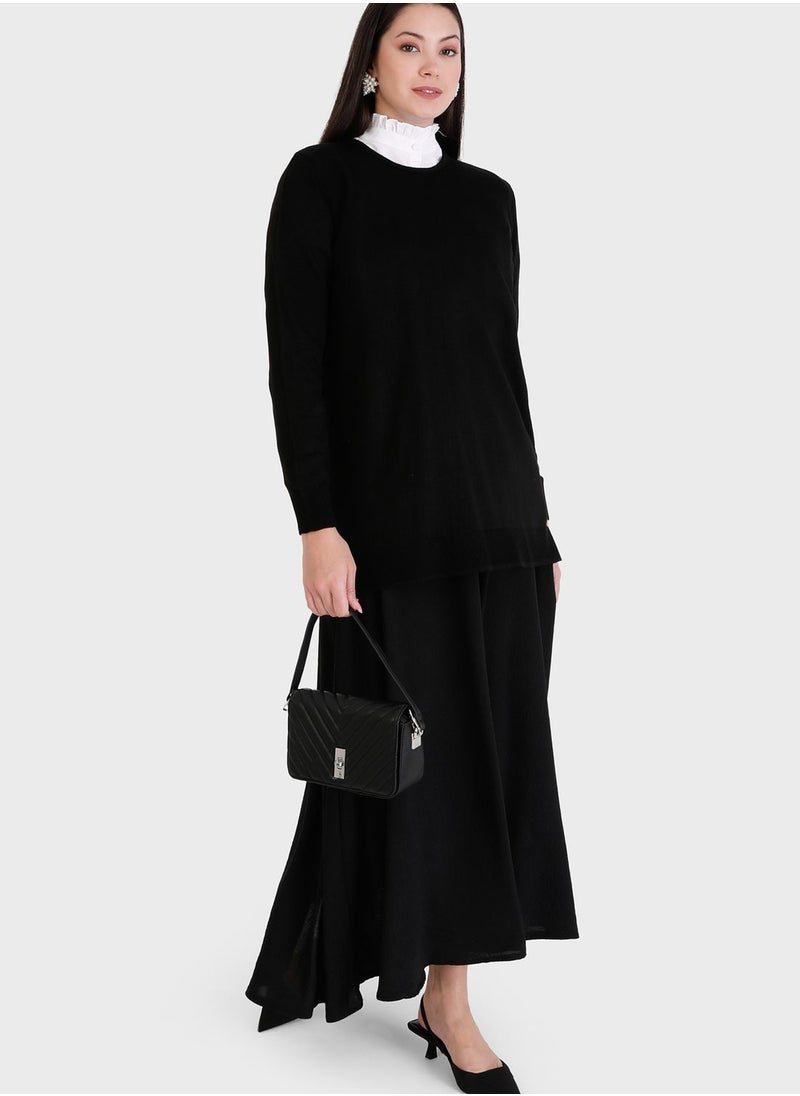 Tavin by Modanisa - Crew Neck Knitted Sweater - Image 1