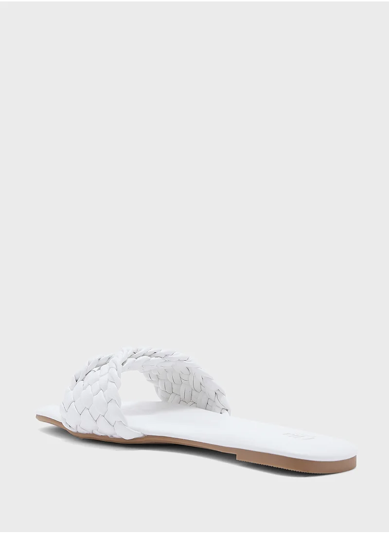 ELLA Twisted weave Detail Flat Sandal