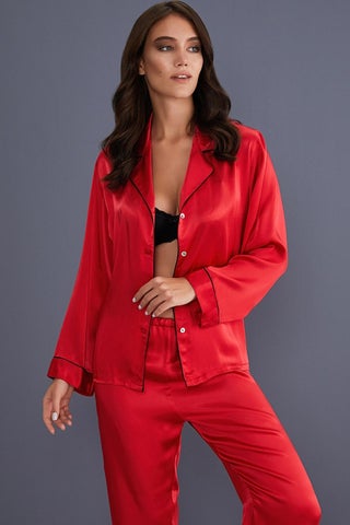3926 Red Satin Pajama Set - pzsku/ZA31B074E1D7593AC5D2DZ/45/_/1735899169/88fbe78f-87c0-4c39-a291-bbe5a8e3e804