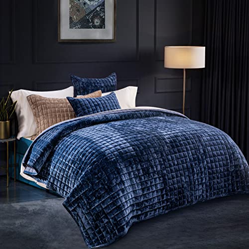 RECYCO Luxury Velvet Quilt Set Full Queen Size Lightweight Velvet Comforter Set Oversized Bedspread Coverlet Quilted Bedding Set with 2 Matching Pillow Shams for All Season Navy Blue