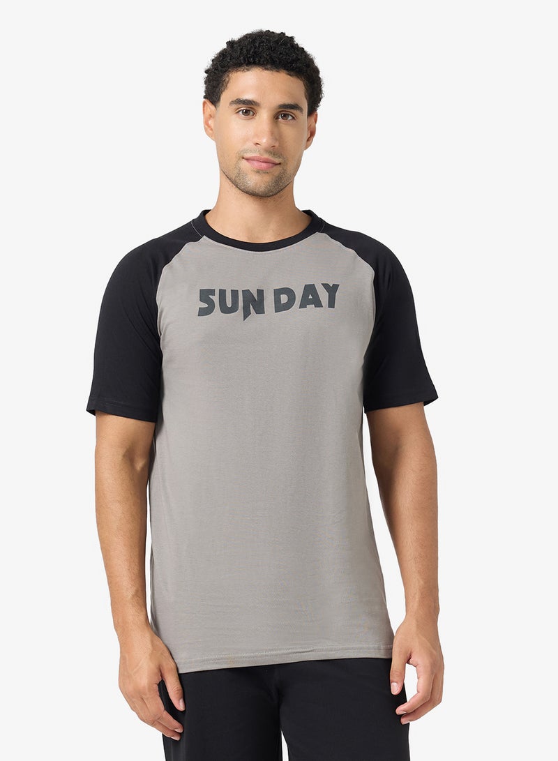 Seventy Five Printed Short Sleeve T-Shirt And Shorts Set - Image 3